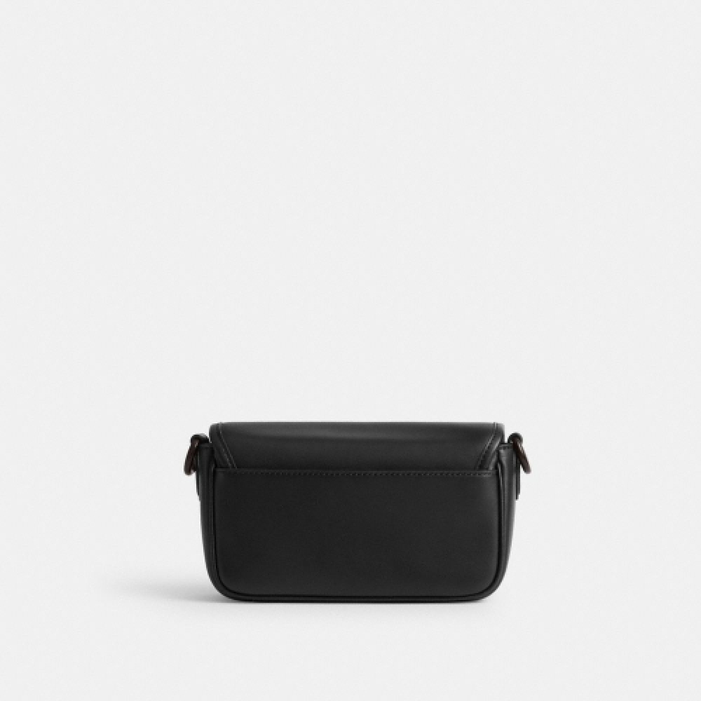 Qoo10] Coach コーチチャーターフラップクロスボディ 1