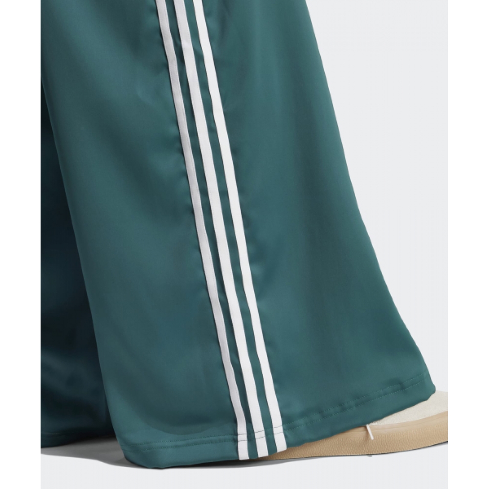 Qoo10] adidas アディダスサテントラックパンツ-グリーン