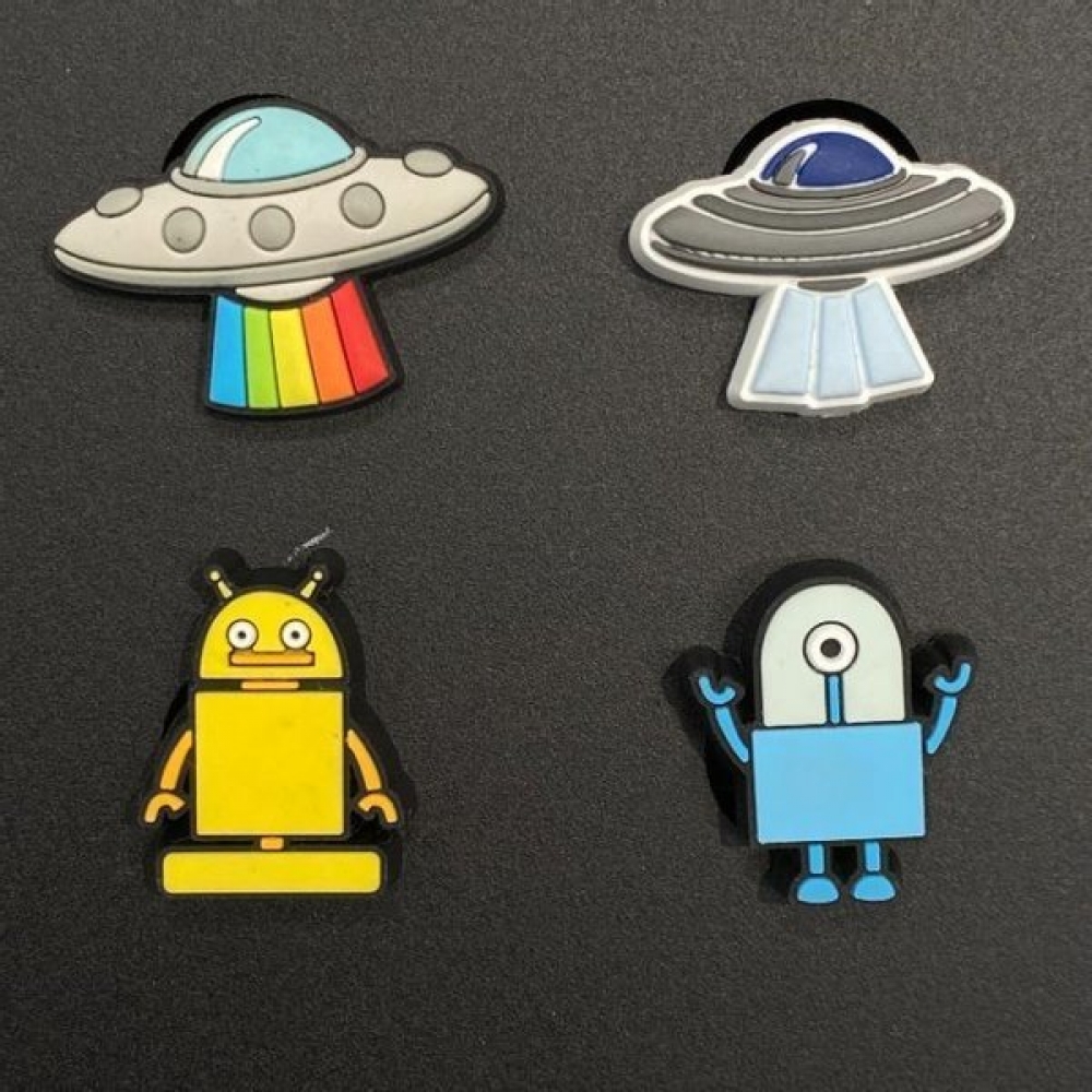 コブクロ　フリスビー　レアグッズ Amazon | ティーズファクトリー クレヨンしんちゃん 刺繍缶