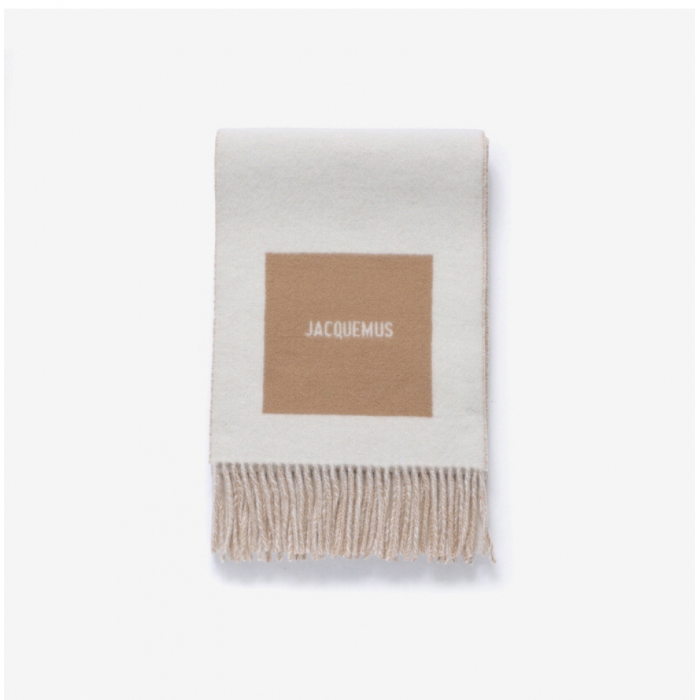 Jacquemus レシャルプ ロンド カレ フリンジ マフラー Jacquemus ウィメンズ スカーフ＆マフラー通販 - FARFETCH